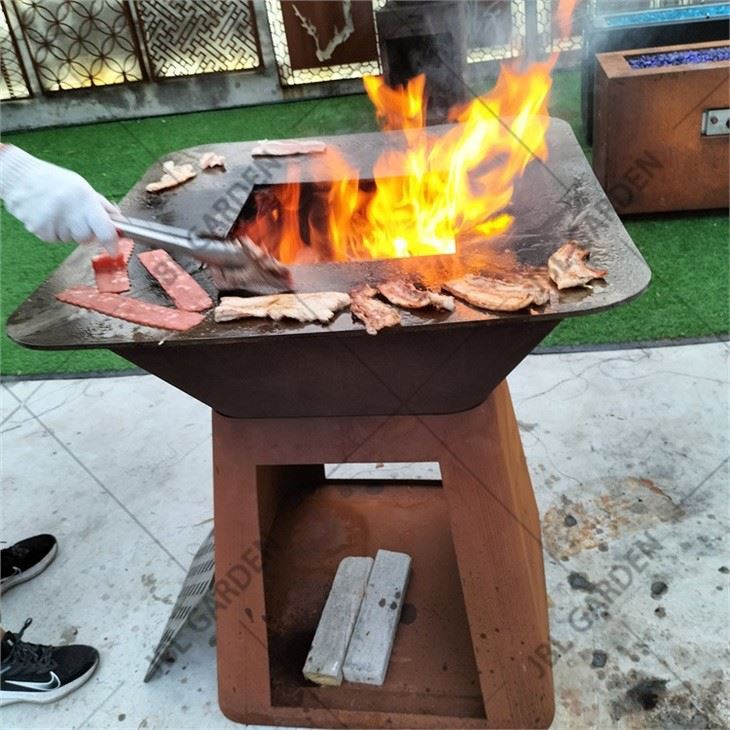 Outdoor Grill Design